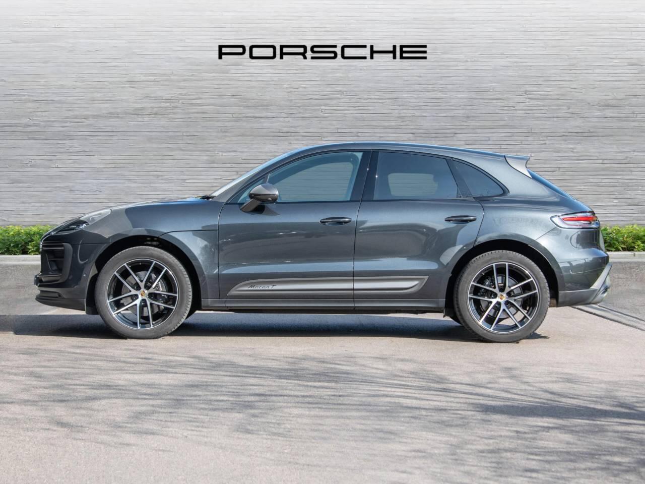 Used Porsche Macan 2025 for sale - 78005410: Photo 2
