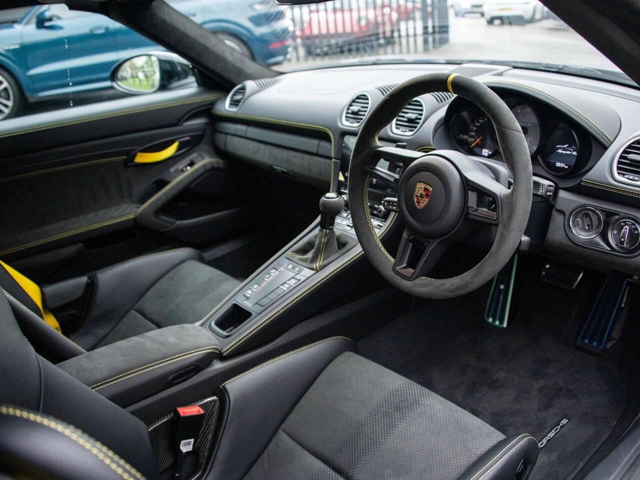 Used Porsche Other 2025 for sale - 77068818: Photo 4