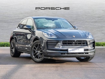 Used Porsche Macan 2023 for sale - 77032551: Photo