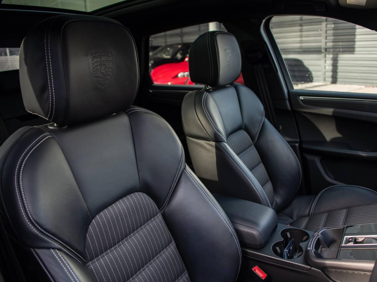 Used Porsche Macan 2023 for sale - 77032551: Photo 5