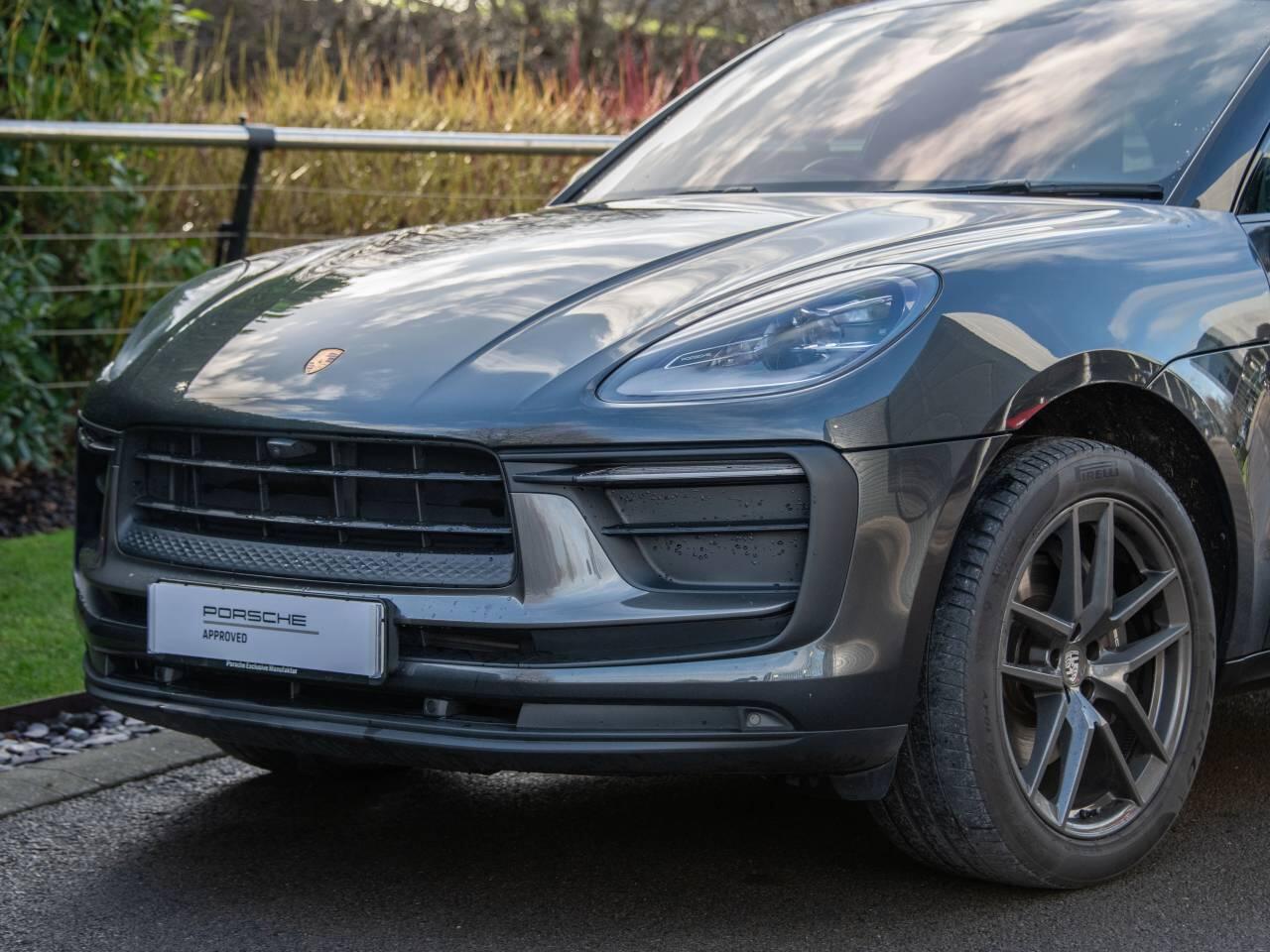 Used Porsche Macan 2023 for sale - 77032551: Photo 8