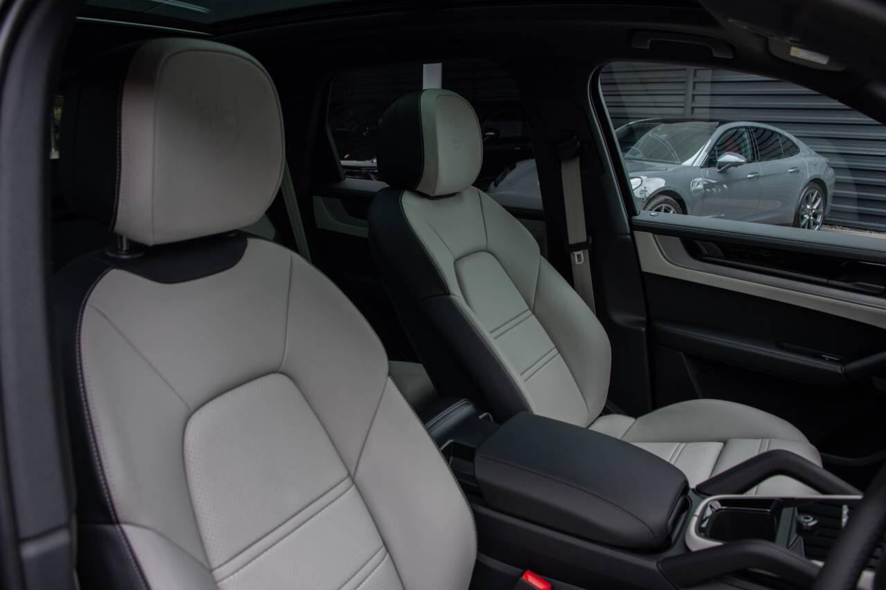 Used Porsche Cayenne 2025 for sale - 76678899: Photo 5
