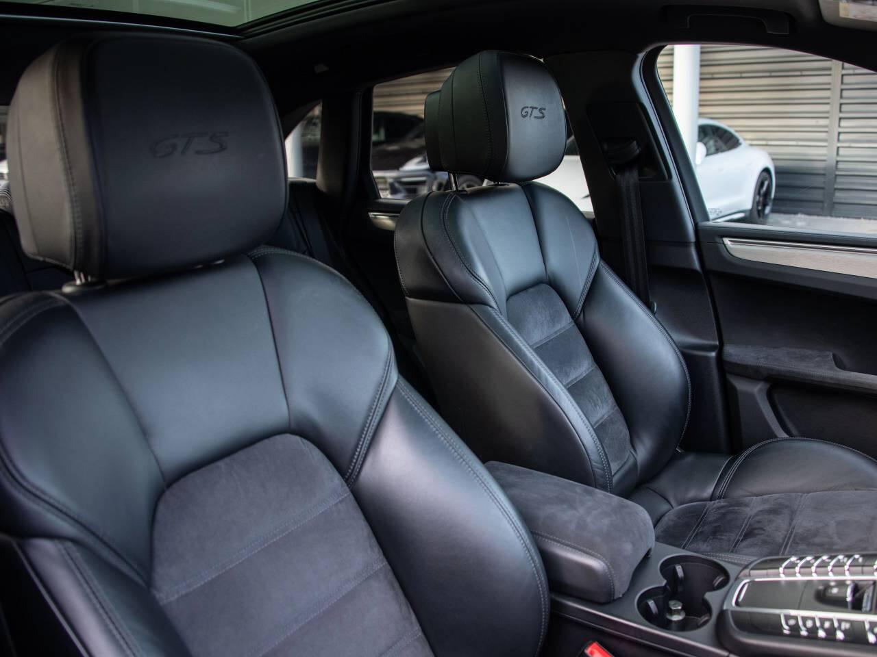 Used Porsche Macan 2018 for sale - 77132934: Photo 5