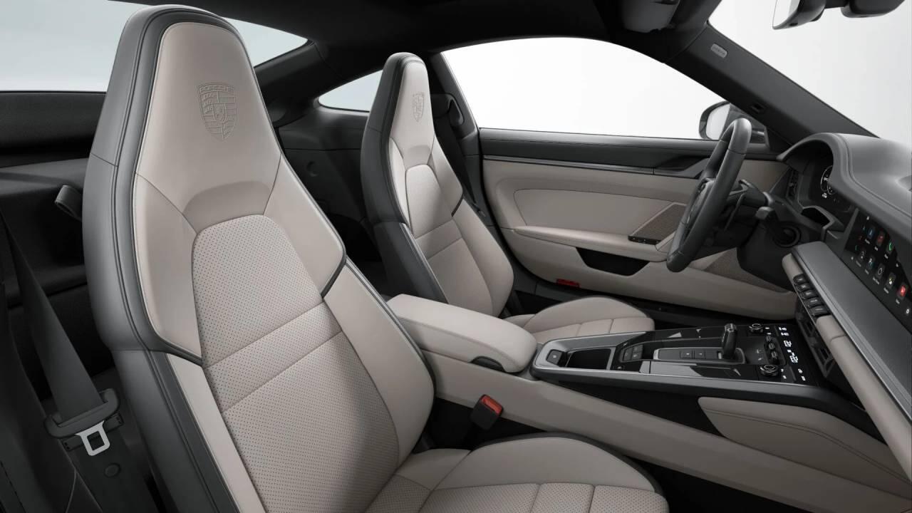 Used Porsche 911 2025 for sale - 76717052: Photo 10