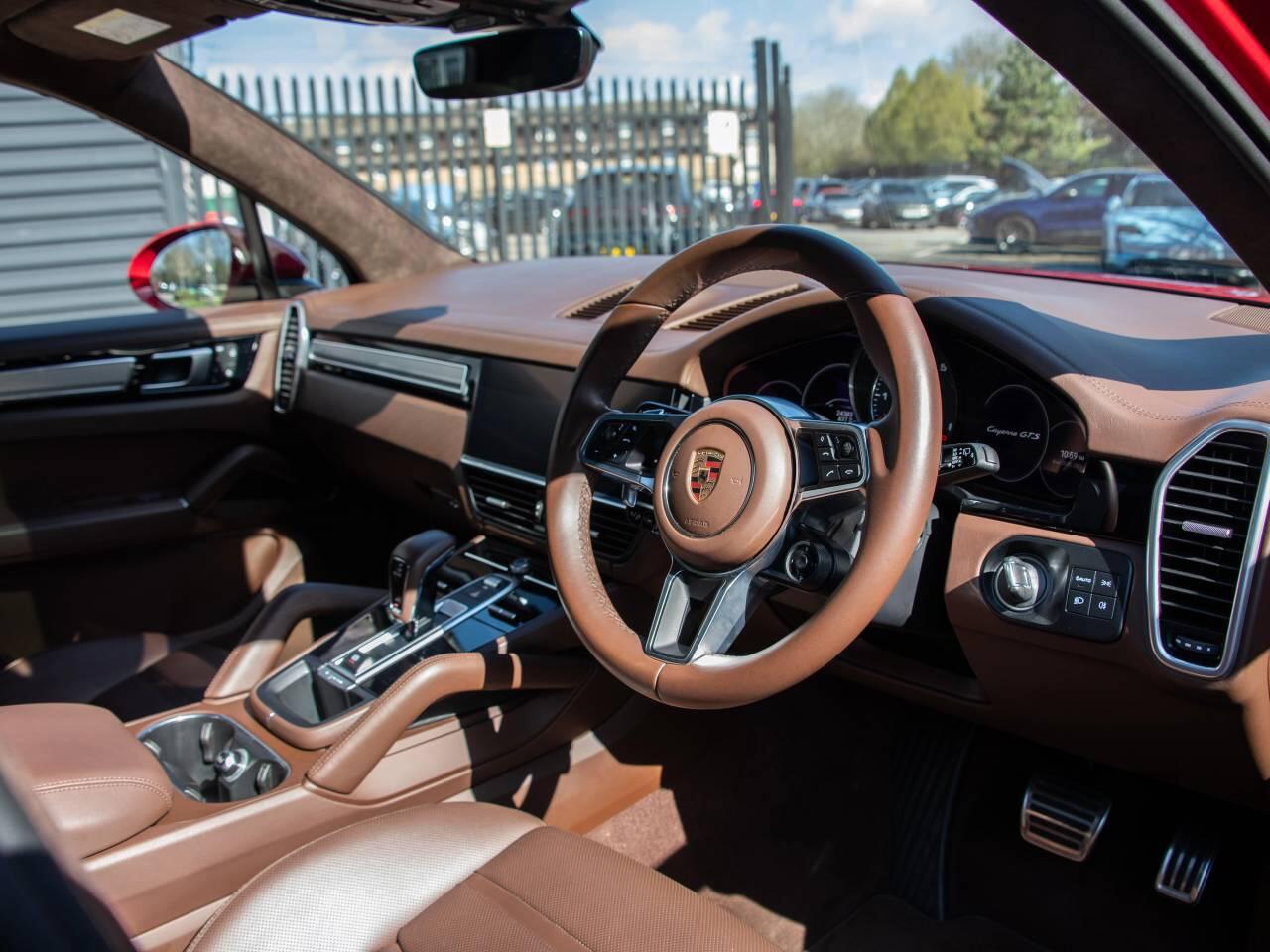 Used Porsche Cayenne 2023 for sale - 78049202: Photo 4