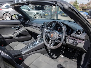 Used Porsche Boxster 2023 for sale - 78190230: Photo