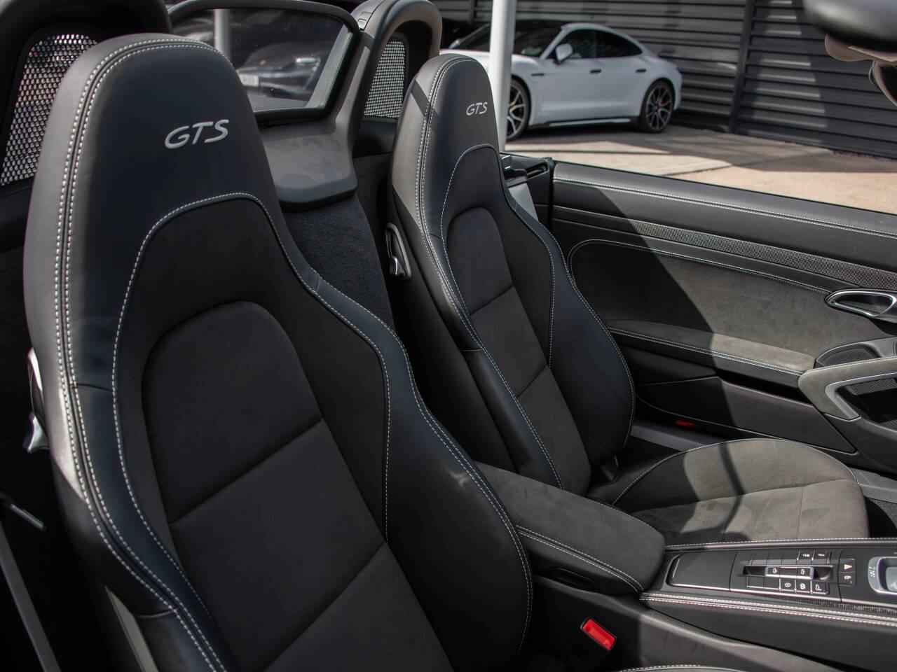 Used Porsche Boxster 2023 for sale - 78190230: Photo 5