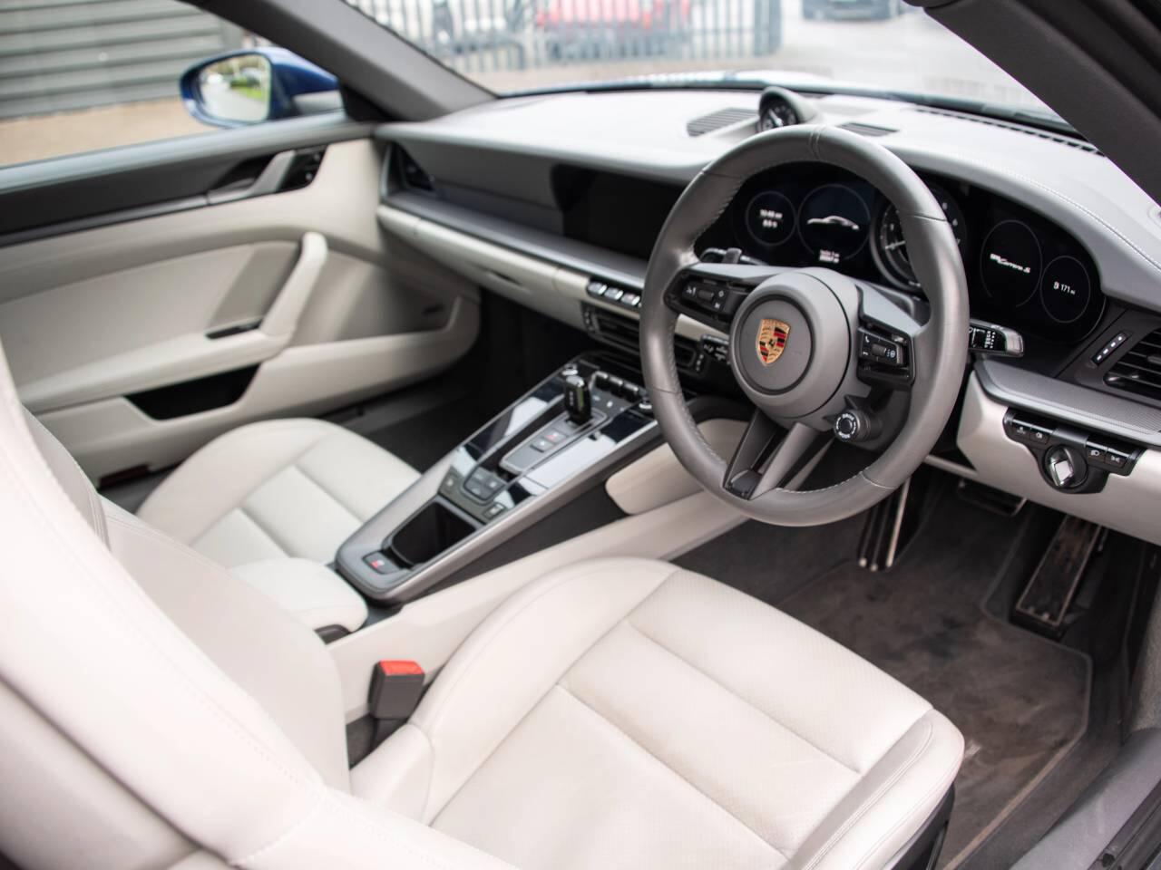Used Porsche 911 2020 for sale - 77032493: Photo 4