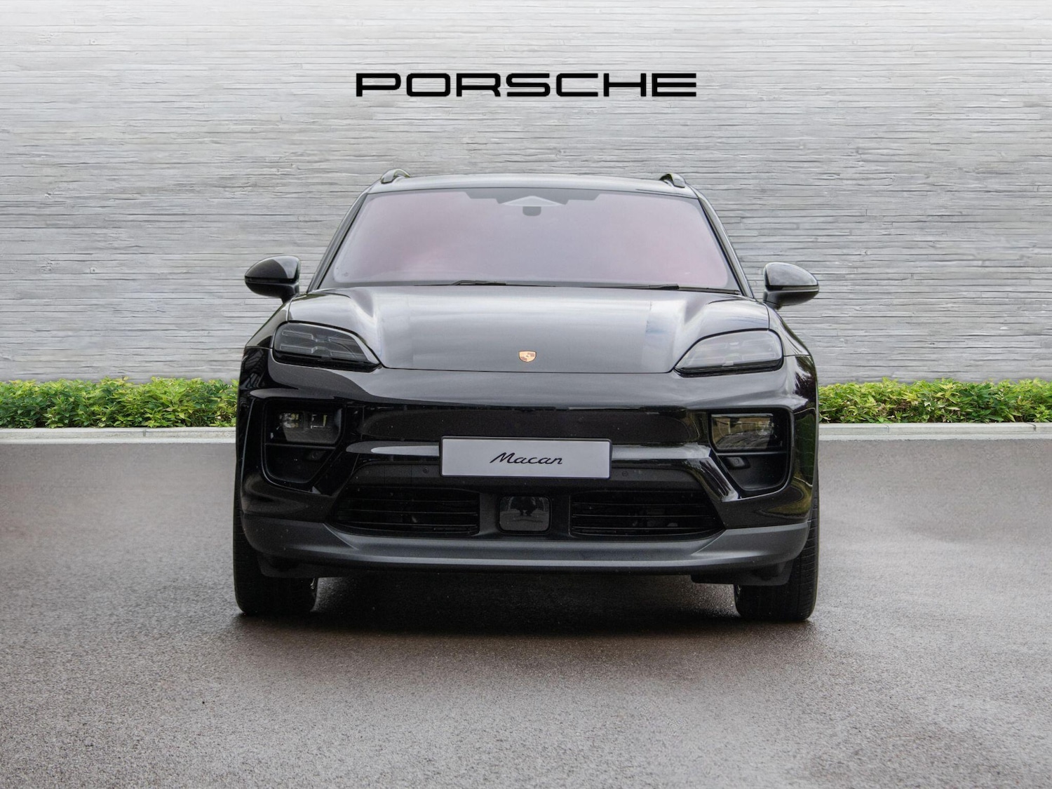 Used Porsche Macan 2025 for sale - 76679887: Photo 3