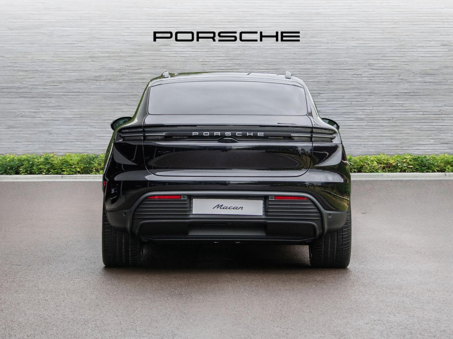 Used Porsche Macan 2025 for sale - 76679887: Photo 4