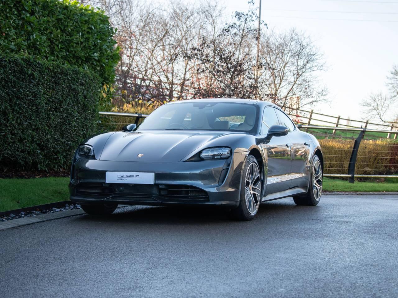 Used Porsche Taycan 2020 for sale - 76914676: Photo 8