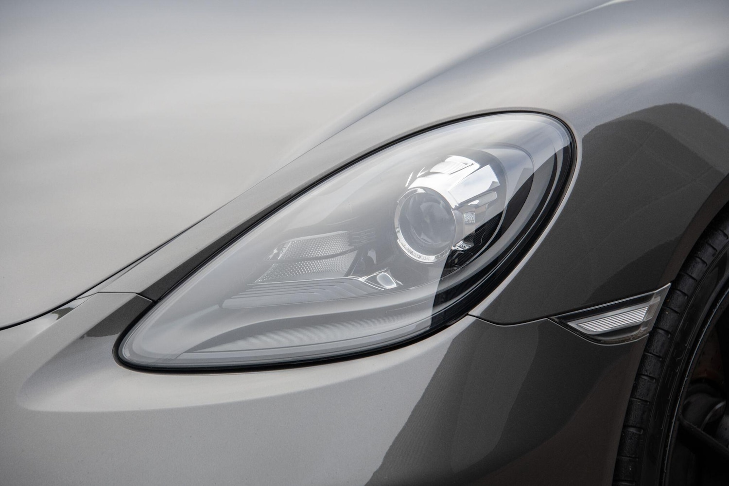 Used Porsche Cayman 2021 for sale - 76841802: Photo 8