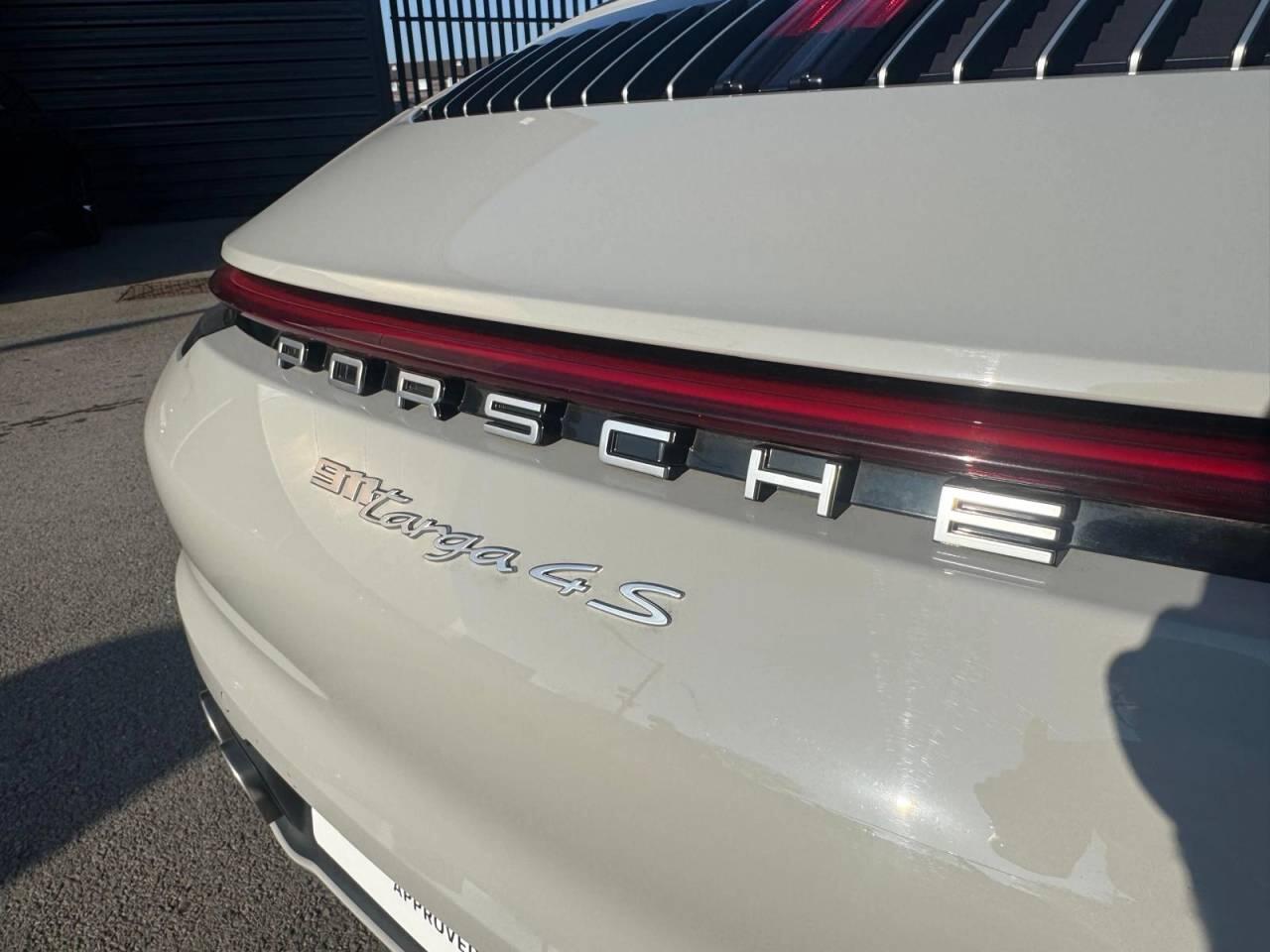 Used Porsche 911 2021 for sale - 77812722: Photo 11