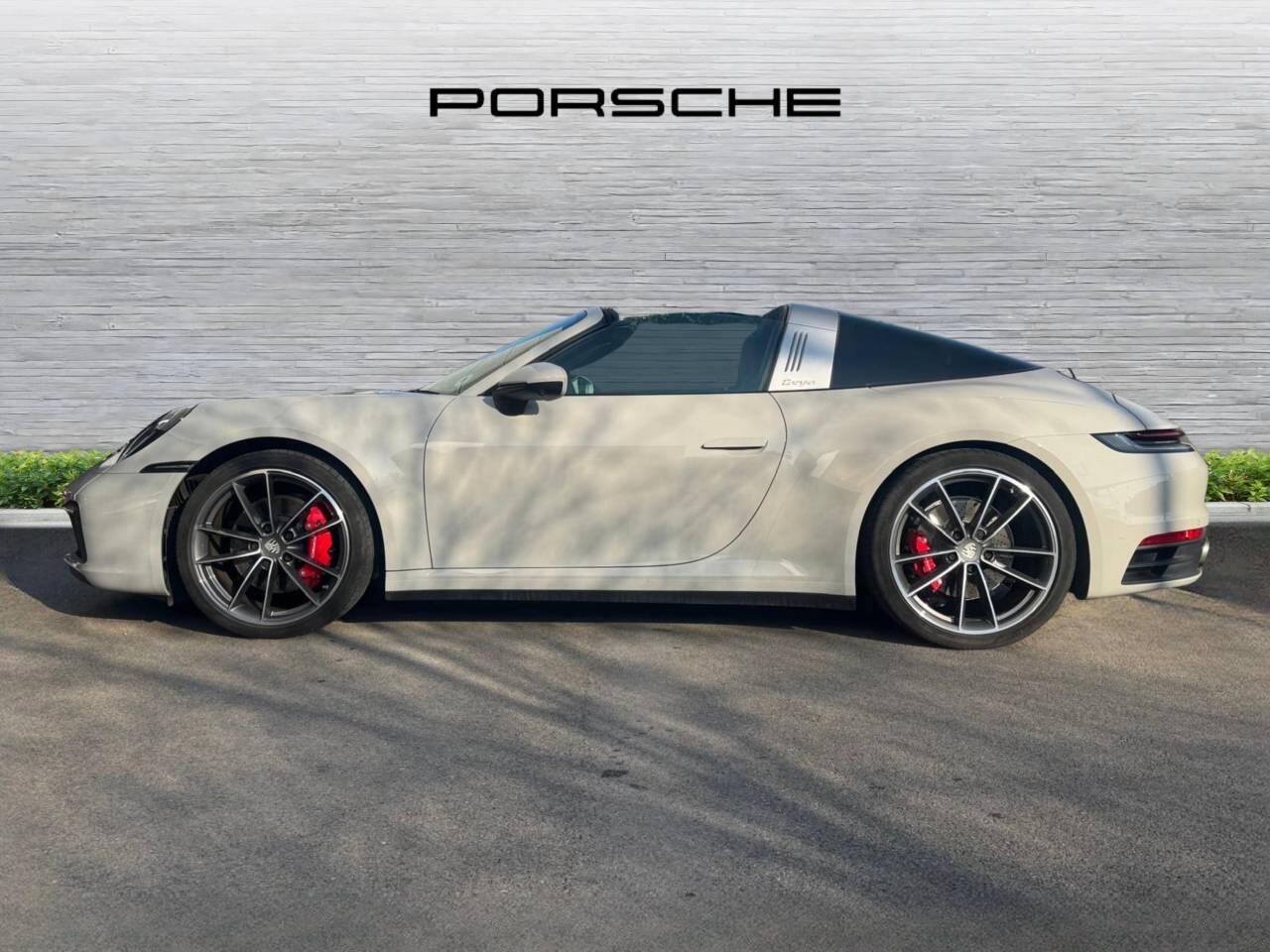 Used Porsche 911 2021 for sale - 77812722: Photo 2