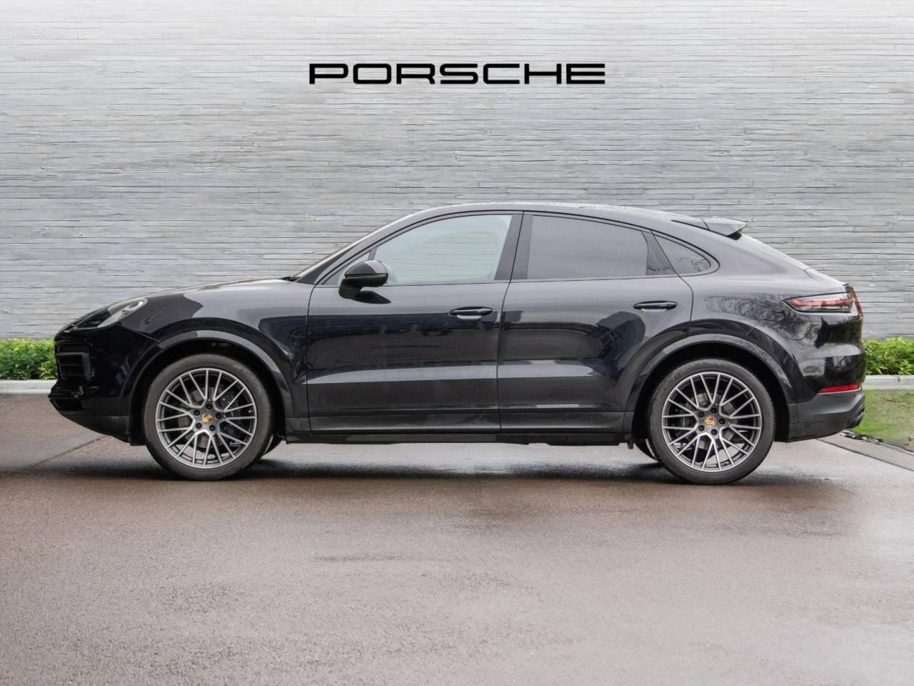 Used Porsche Cayenne 2022 for sale - 76826404: Photo 2