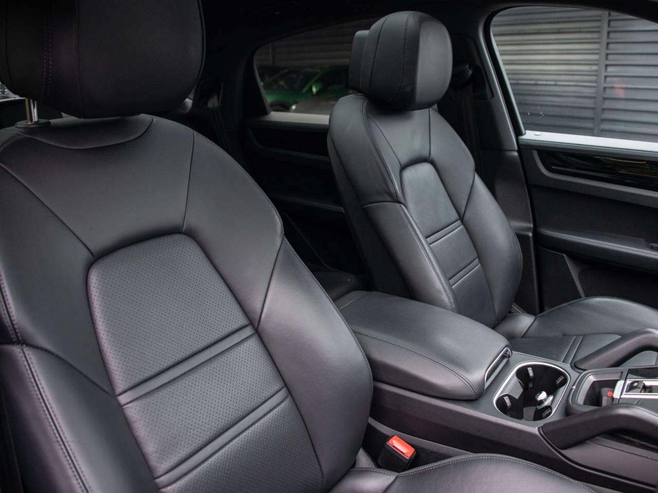 Used Porsche Cayenne 2022 for sale - 76826404: Photo 5