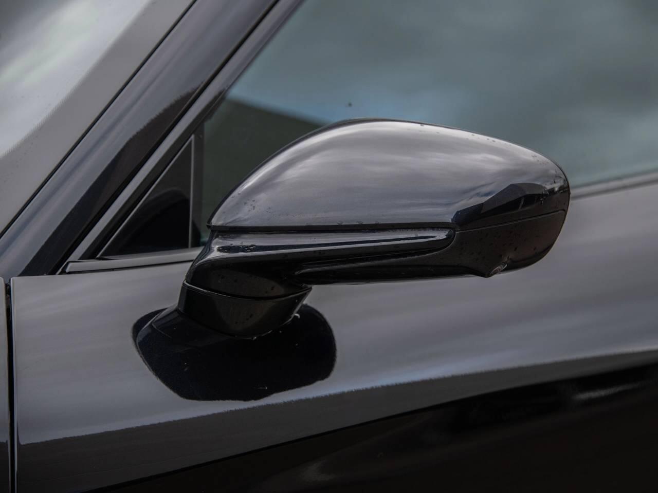 Used Porsche Taycan 2022 for sale - 77512392: Photo 11