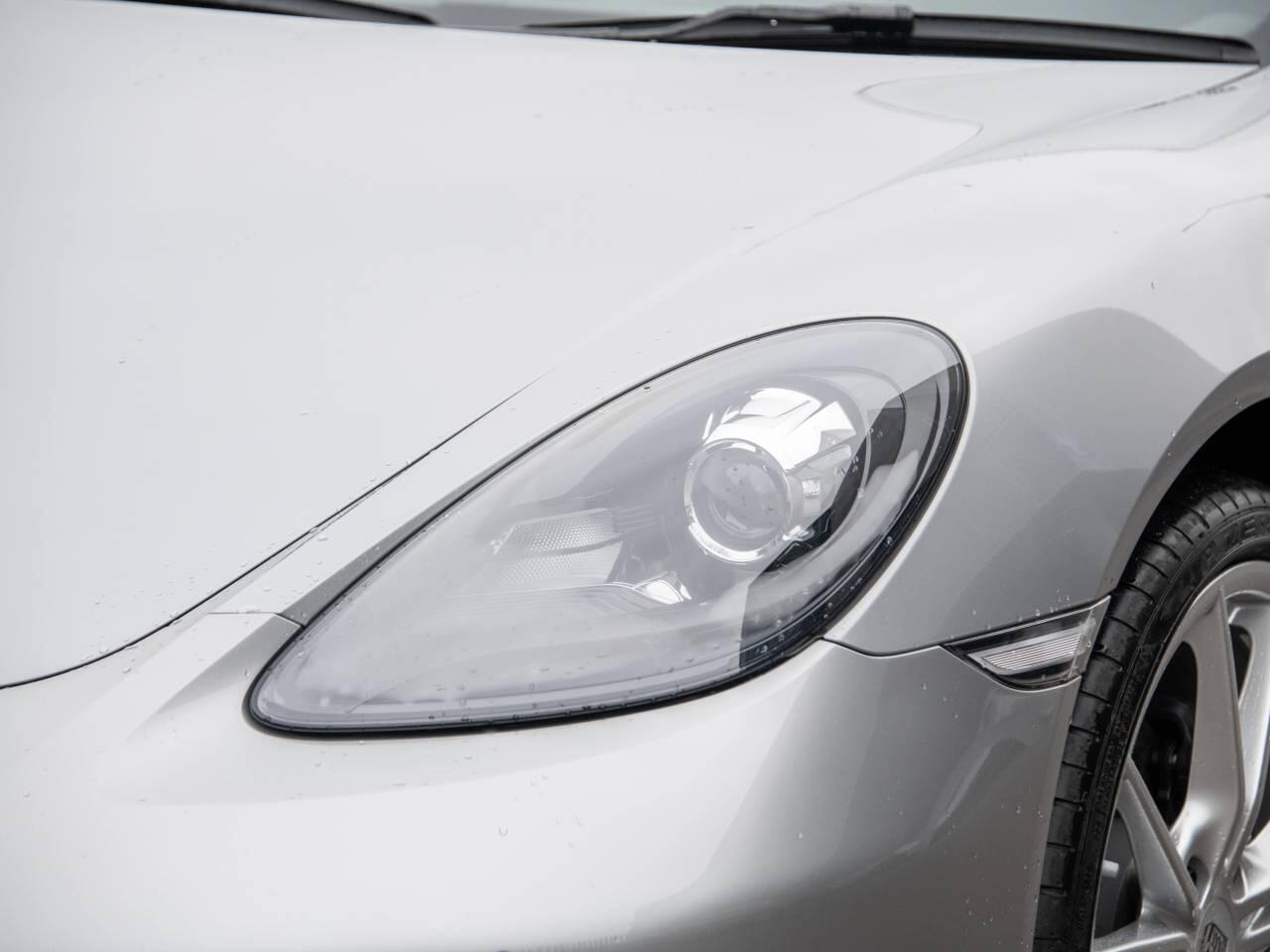Used Porsche Cayman 2024 for sale - 77627267: Photo 10