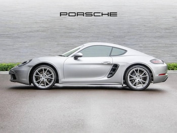Used Porsche Cayman 2024 for sale - 77627267: Photo