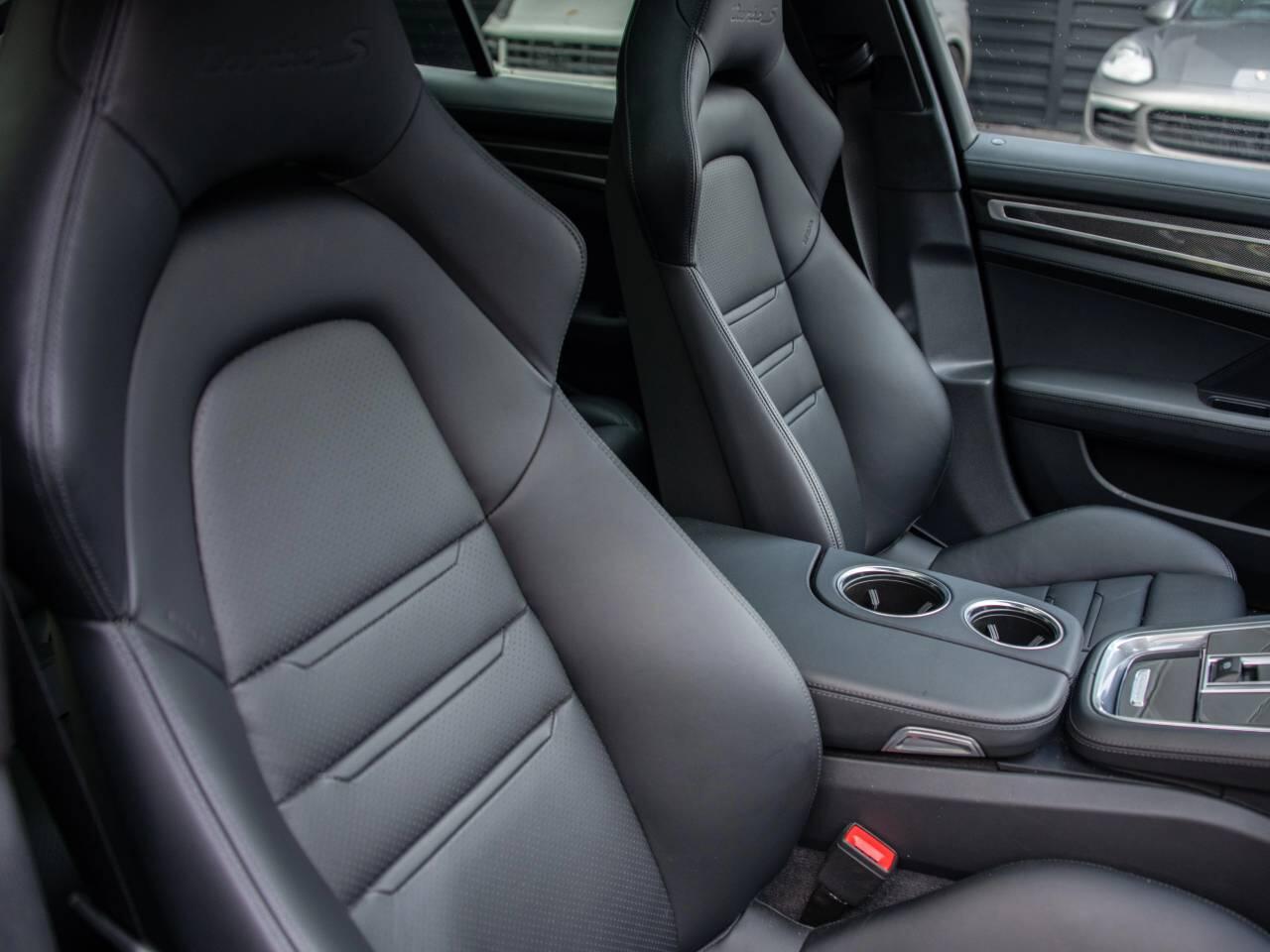 Used Porsche Panamera 2024 for sale - 76677312: Photo 5