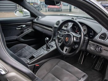 Used Porsche Cayman 2018 for sale - 76851107: Photo