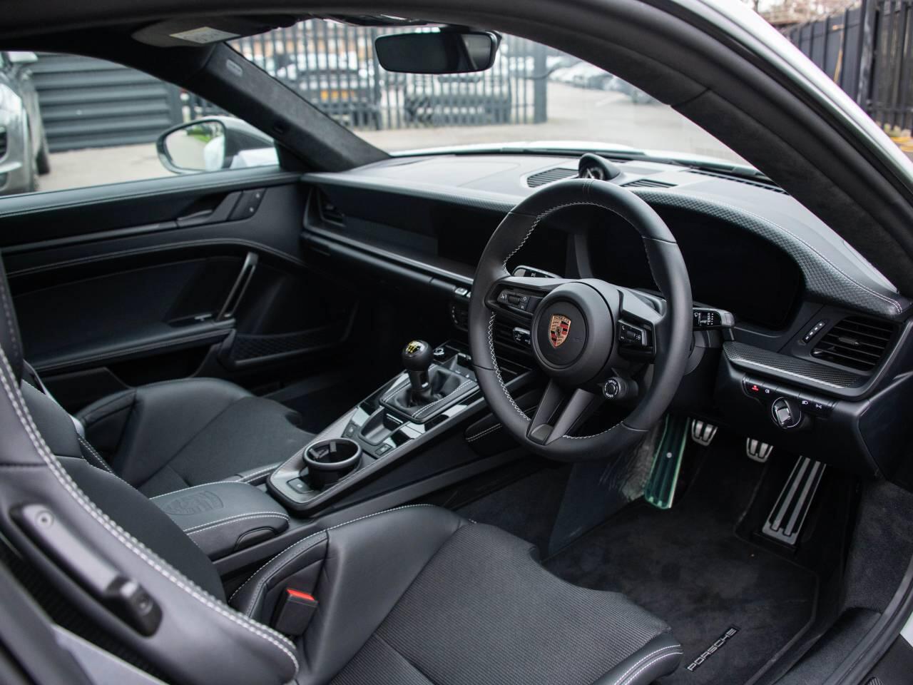 Used Porsche 911 2025 for sale - 77401275: Photo 4