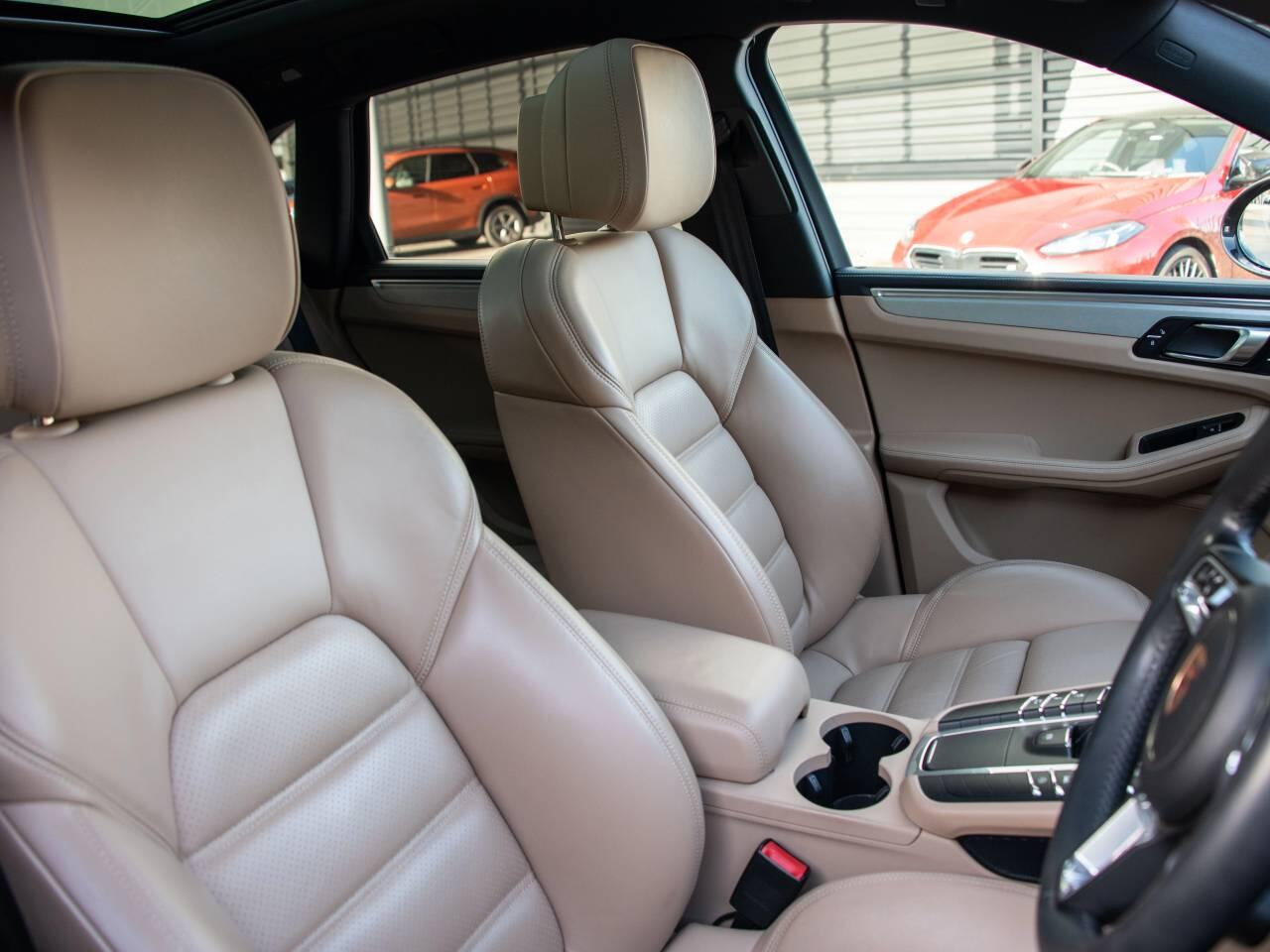 Used Porsche Macan 2018 for sale - 77231839: Photo 5