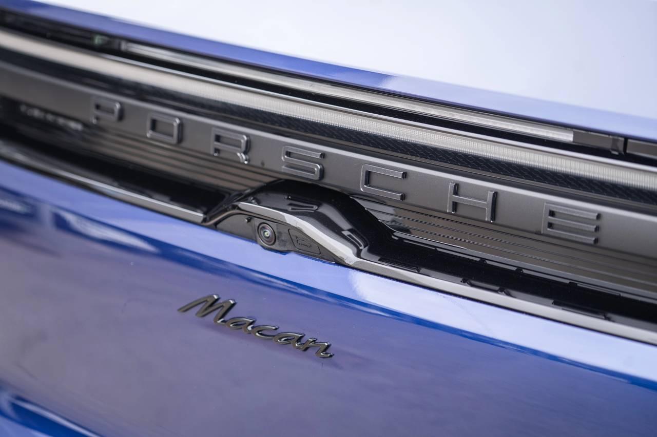 Used Porsche Macan 2025 for sale - 76680339: Photo 9