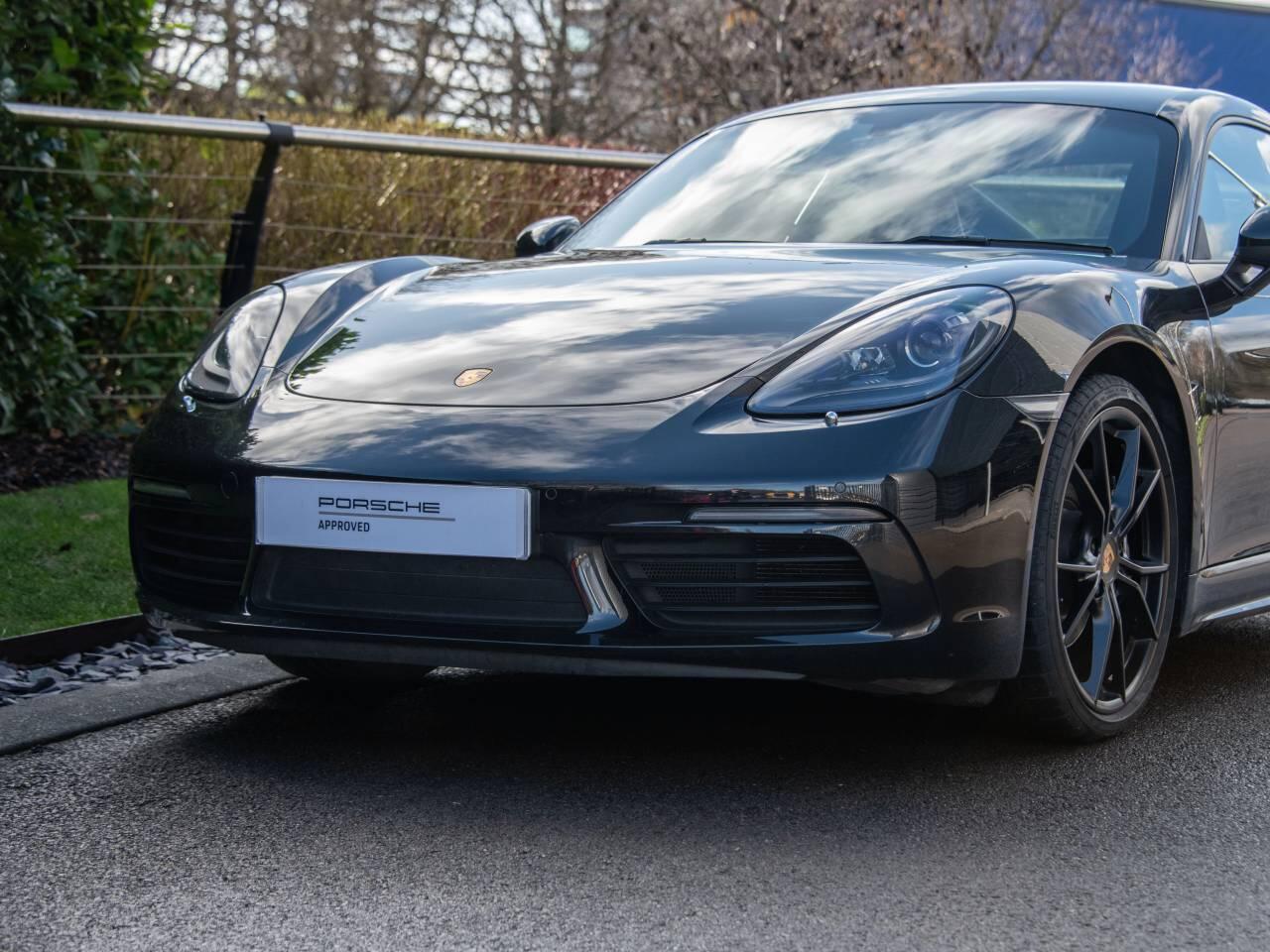 Used Porsche Cayman 2019 for sale - 77673380: Photo 8