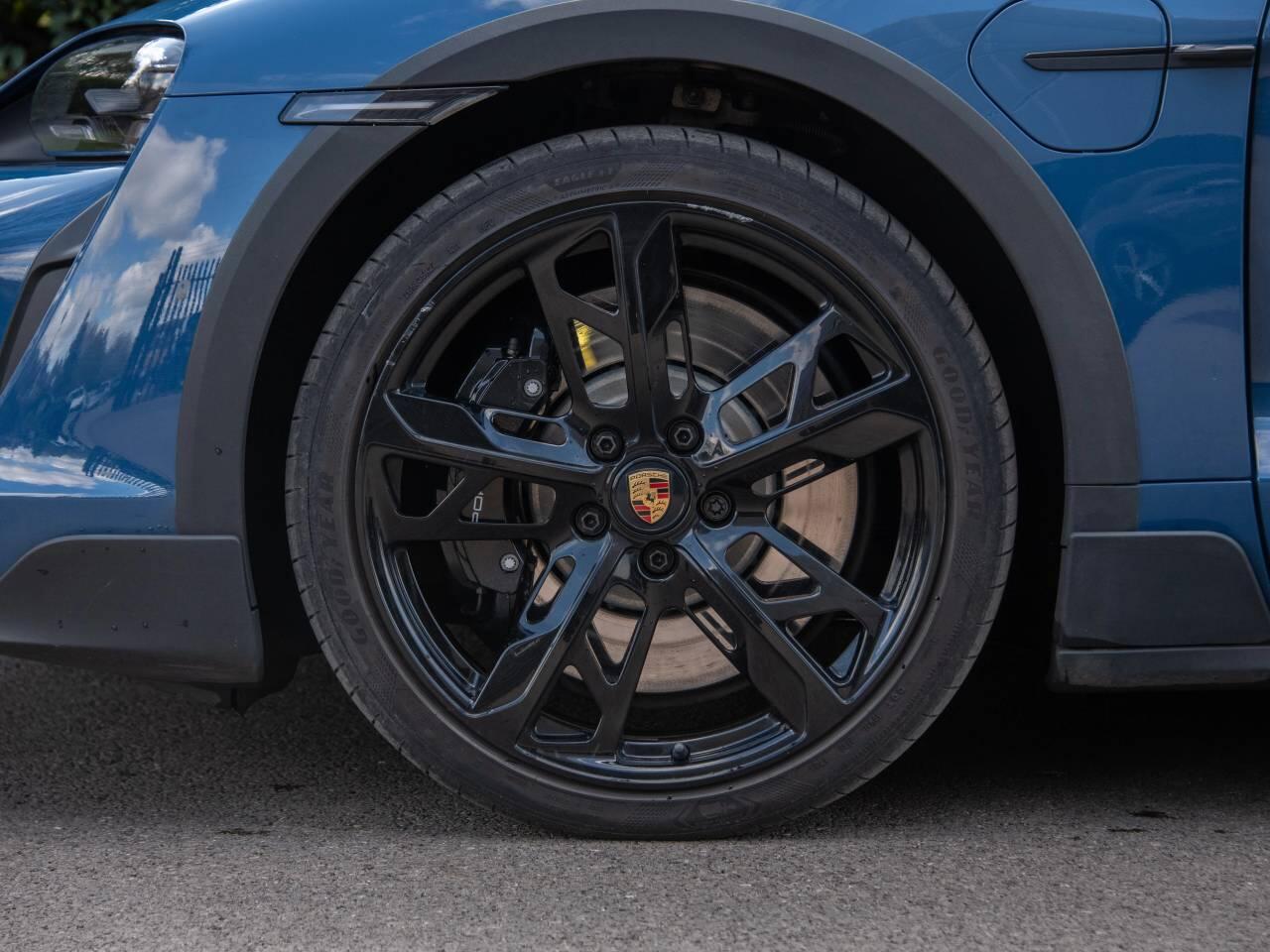 Used Porsche Taycan 2023 for sale - 78049224: Photo 12