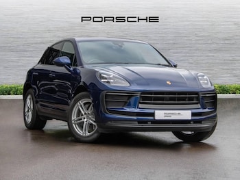 Used Porsche Macan 2021 for sale - 76231206: Photo