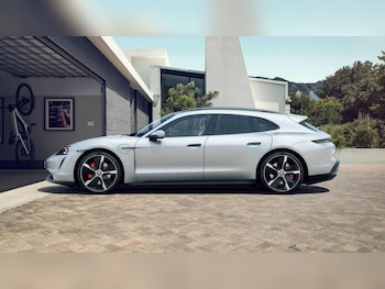 Used Porsche Taycan 2022 for sale - 77457679: Photo