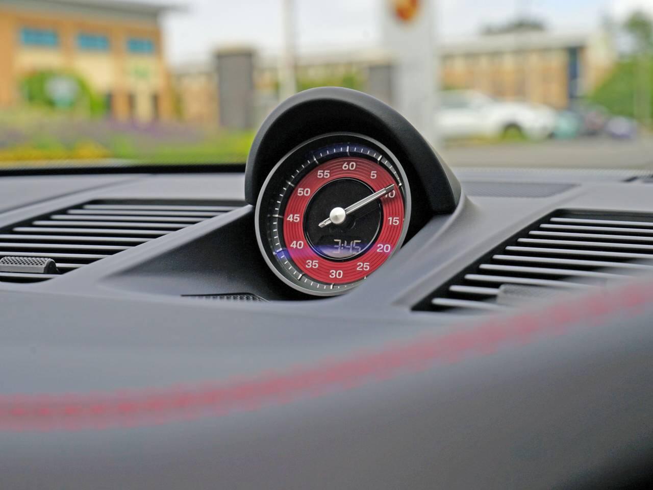 Used Porsche 911 2025 for sale - 76692547: Photo 11