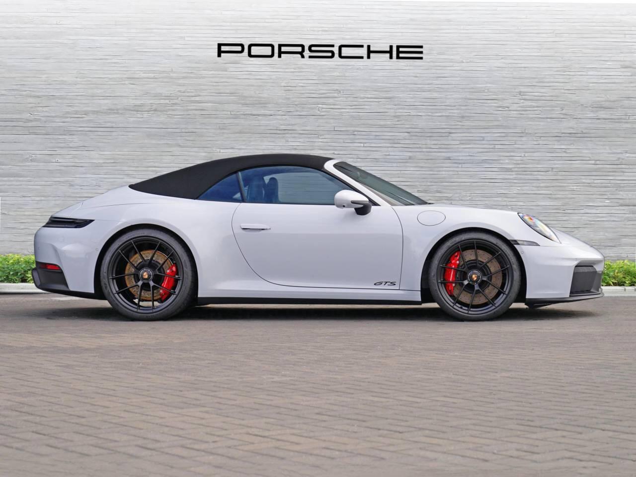 Used Porsche 911 2025 for sale - 76692547: Photo 3