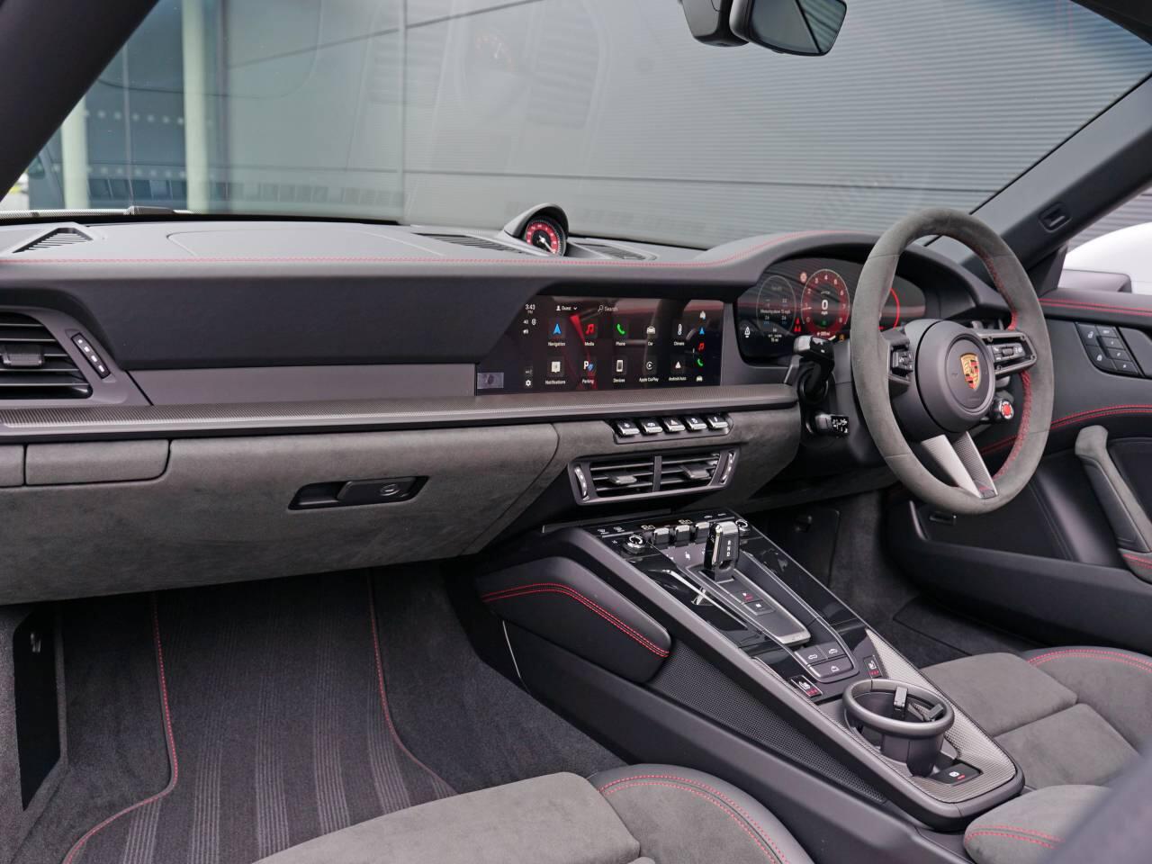 Used Porsche 911 2025 for sale - 76692547: Photo 5