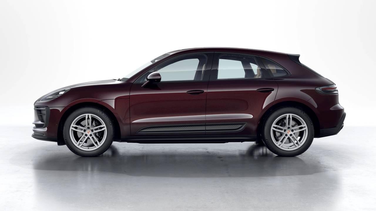 Used Porsche Macan 2023 for sale - 78049213: Photo 2