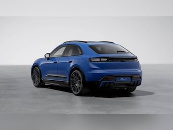 Used Porsche Macan 2026 for sale - 77360357: Photo