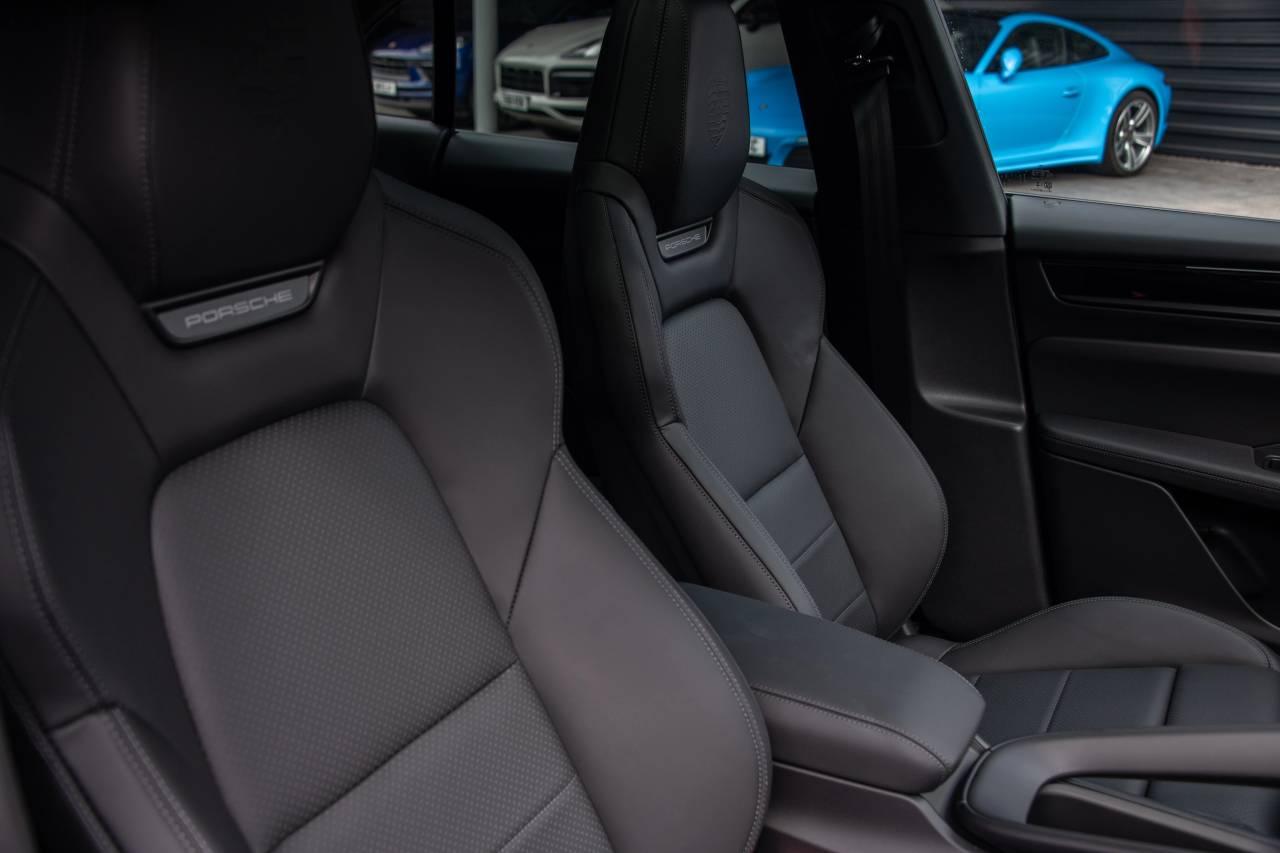 Used Porsche Macan 2025 for sale - 76678060: Photo 5