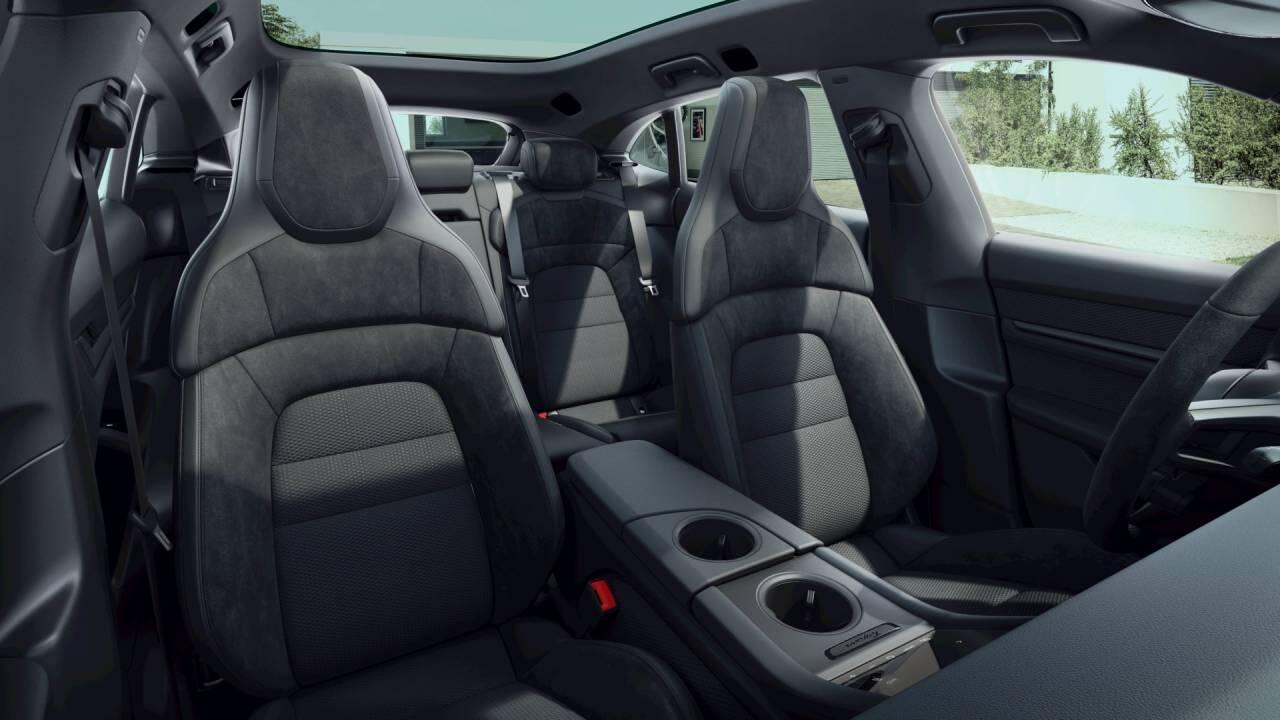 Used Porsche Taycan 2022 for sale - 77710851: Photo 6