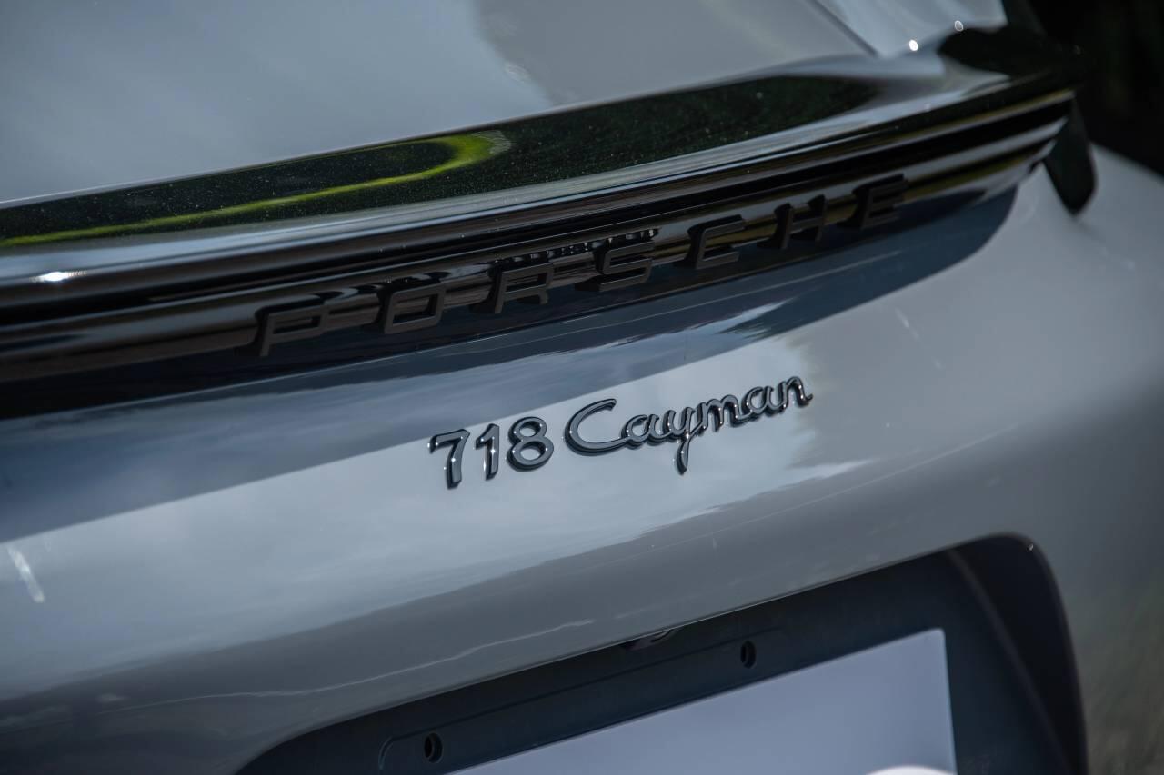 Used Porsche Cayman 2025 for sale - 77685524: Photo 8