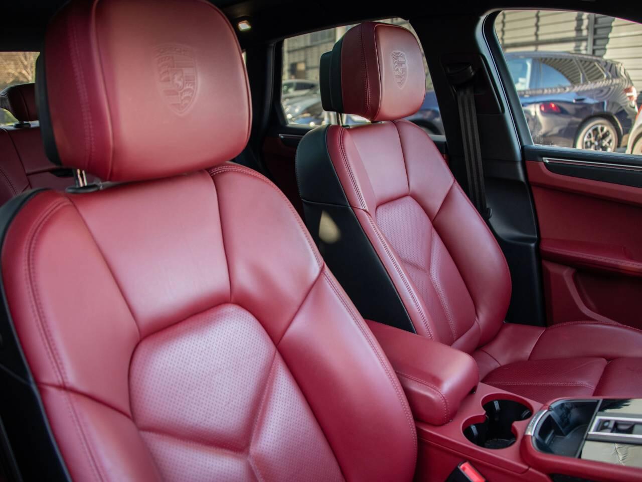 Used Porsche Macan 2023 for sale - 76999111: Photo 5