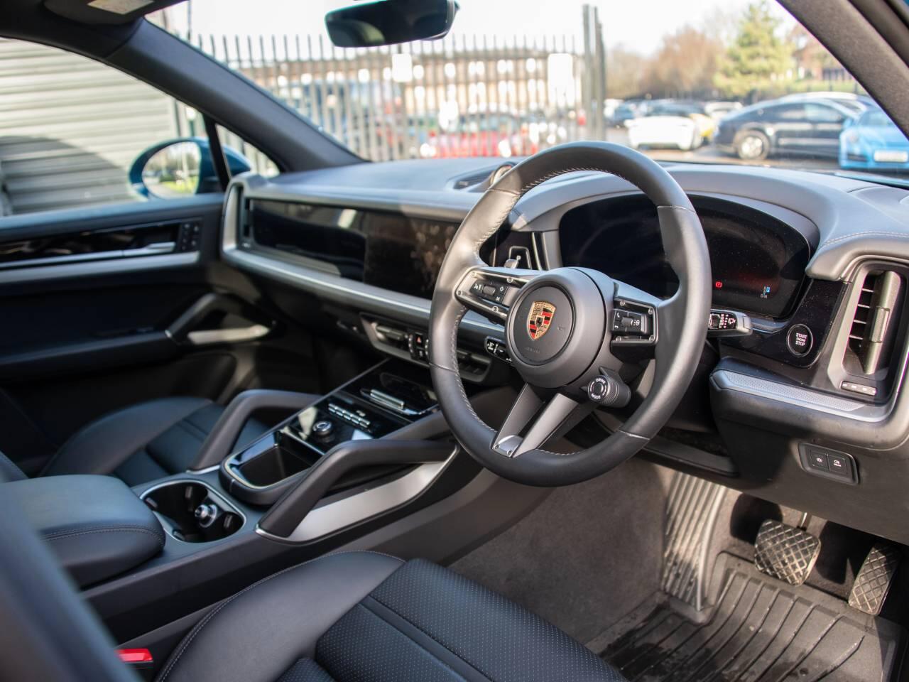 Used Porsche Cayenne 2024 for sale - 77698098: Photo 4
