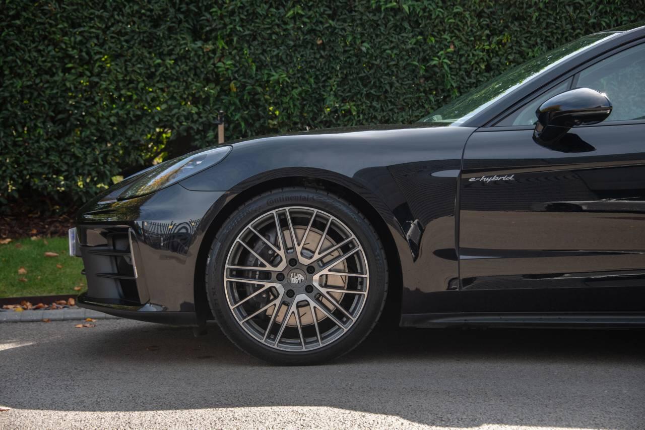Used Porsche Panamera 2024 for sale - 76717056: Photo 11