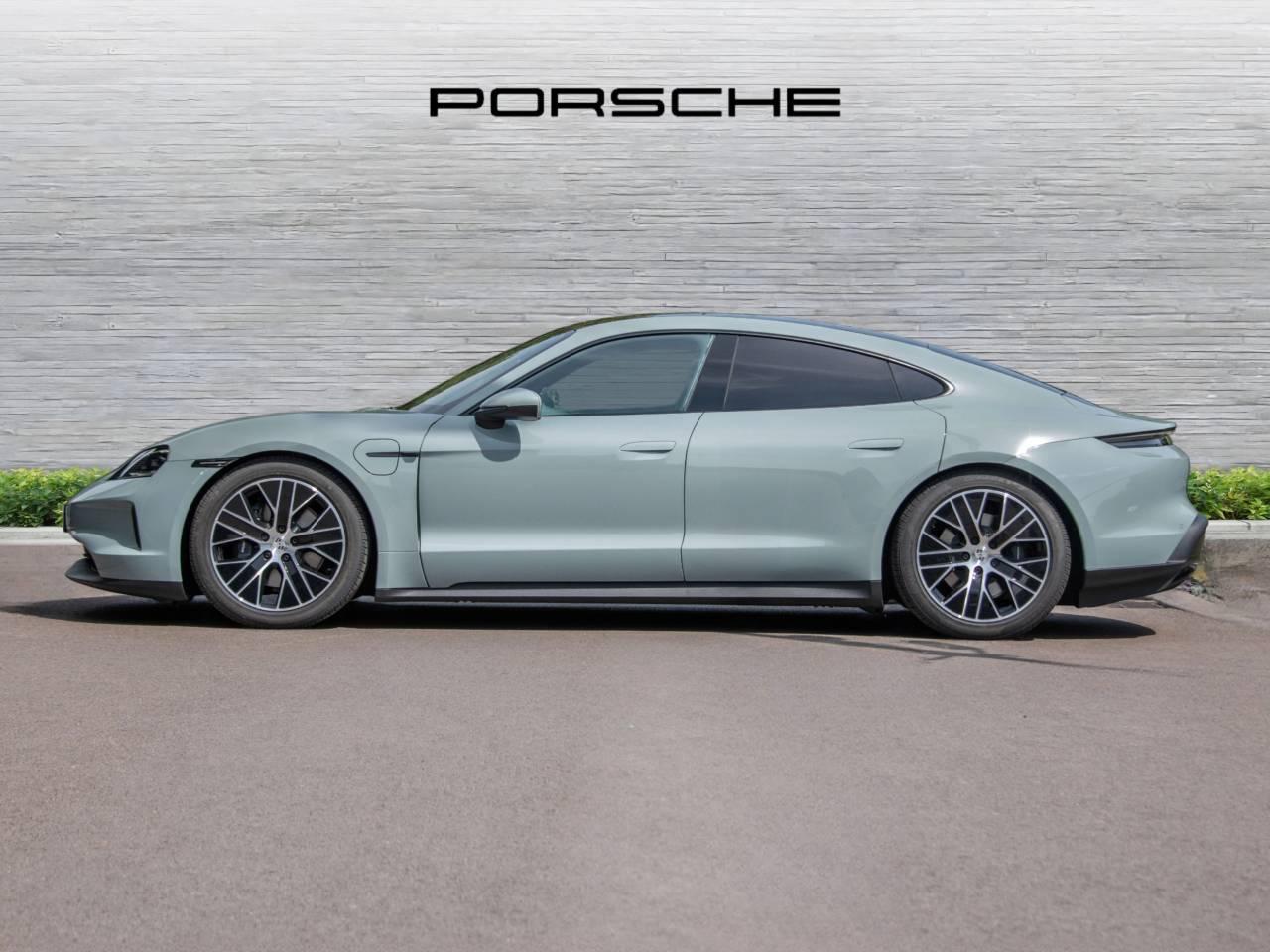 Used Porsche Taycan 2025 for sale - 76678521: Photo 2