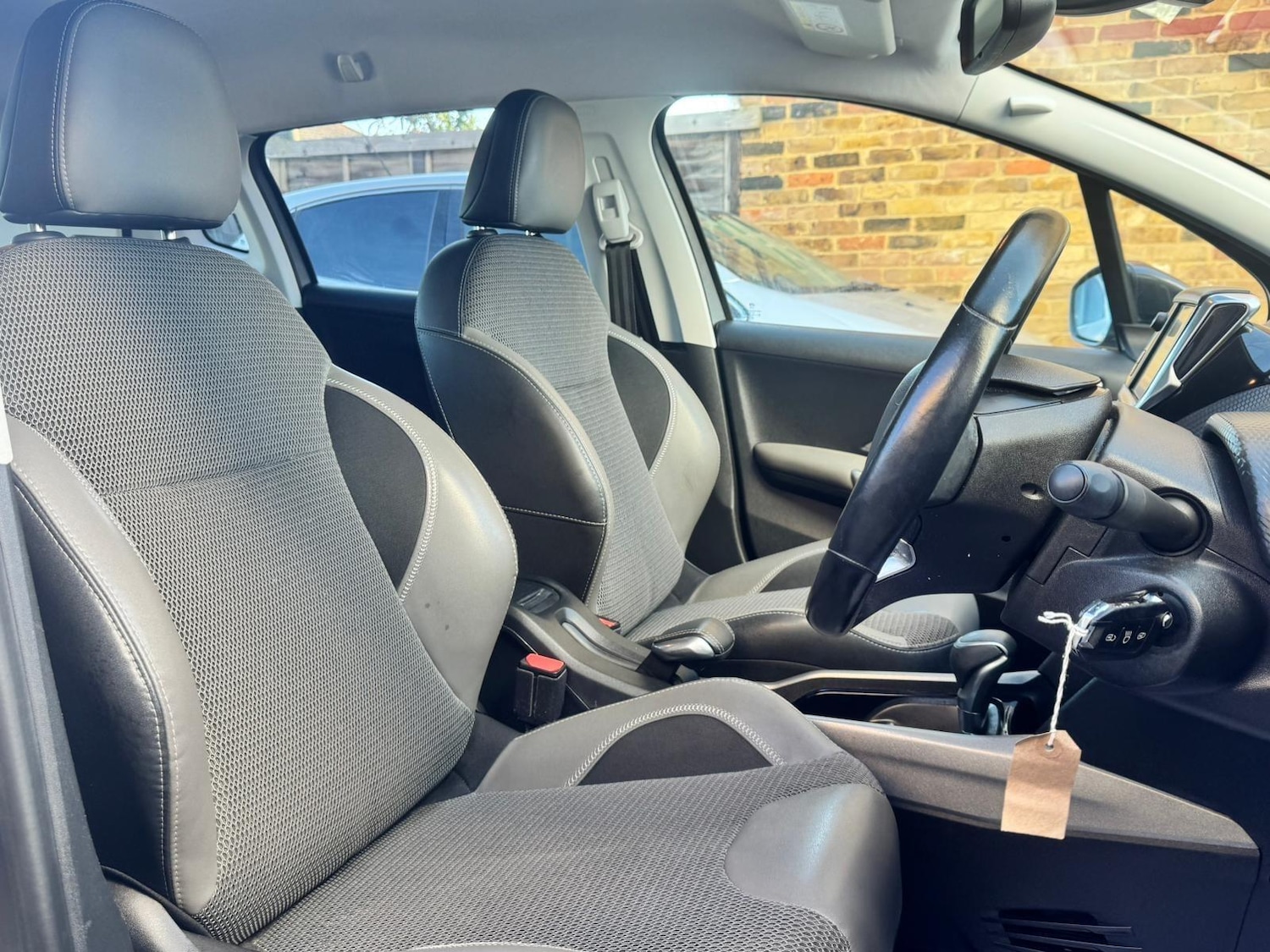 Used Peugeot 2008 2017 for sale - 78072569: Photo 19