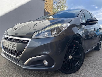 Used Peugeot 208 2015 for sale - 78275282: Photo