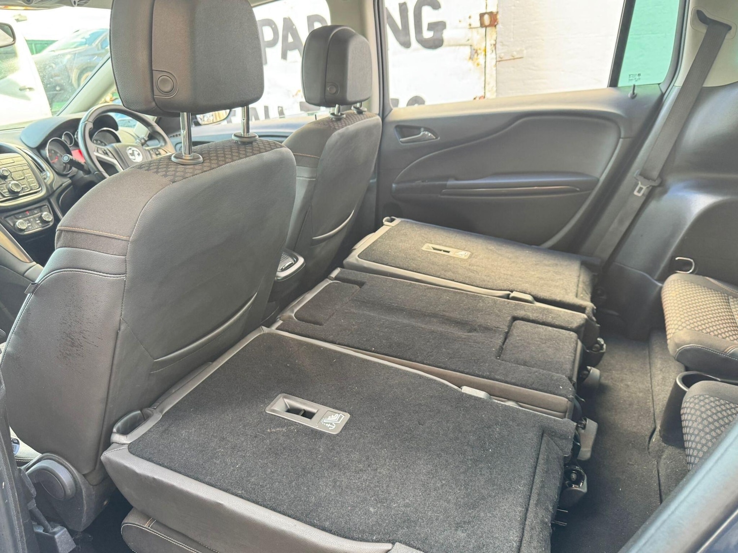 Used Vauxhall Zafira 2016 for sale - 78072538: Photo 17