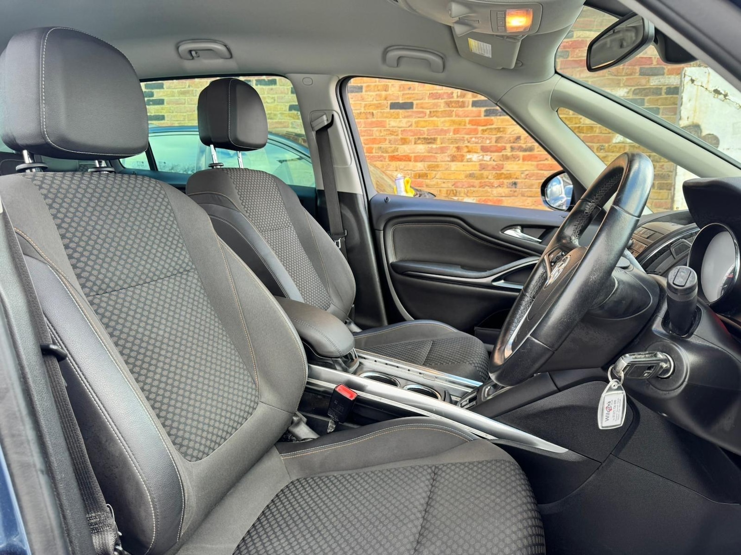 Used Vauxhall Zafira 2016 for sale - 78072538: Photo 32