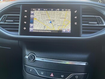 Used Peugeot 308 2017 for sale - 78231047: Photo