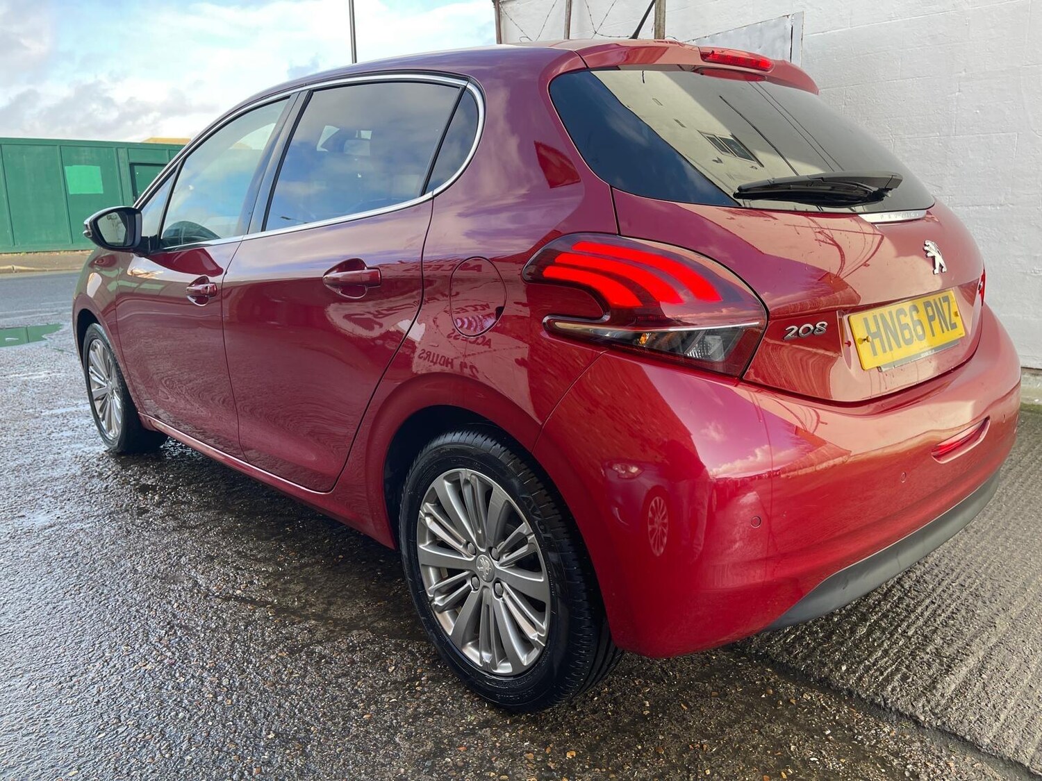 Used Peugeot 208 for sale - 78116259: Photo 10